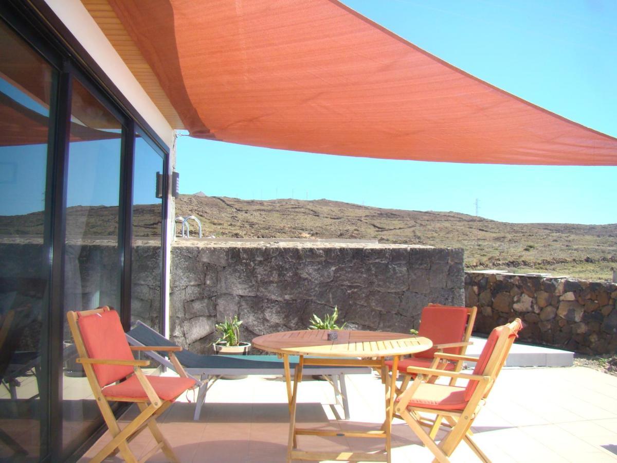 Ferienwohnung Meerblick Und Naehe Feuerberge Mit Eigenem Beheizten Pool Las Breñas Exterior foto
